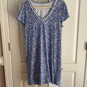 Lilly Pulitzer Blue and White Patterned Dress- size L
